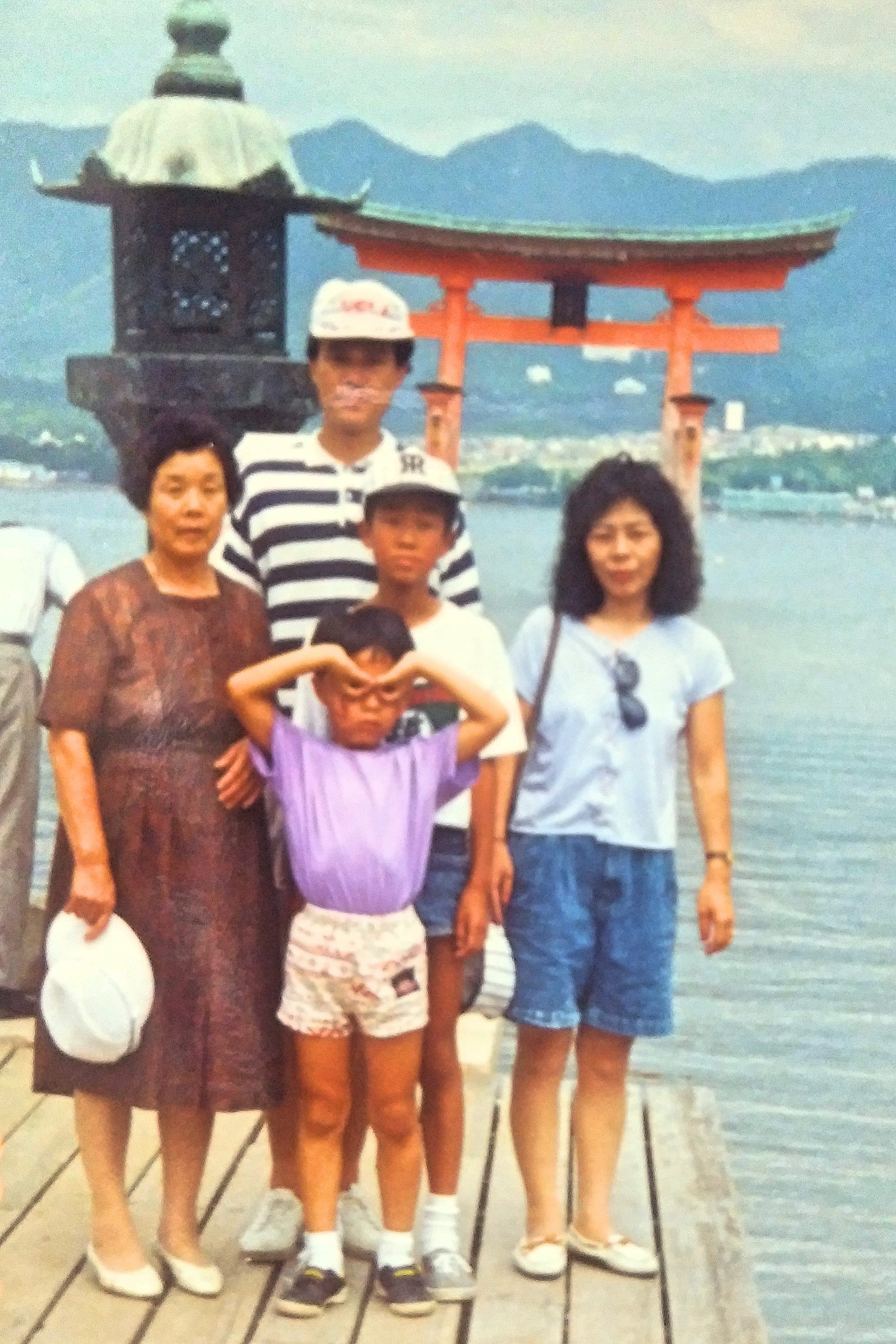 �t�@�[�X�g�X�e�[�W